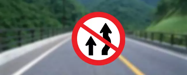 泰国:行车过程中如果遇到禁止超车标志则需注意,此路段禁止超车。